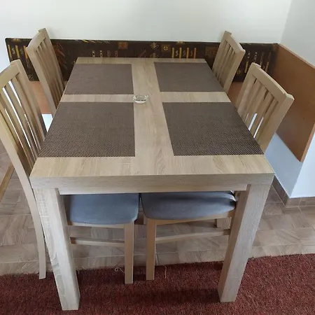 아파트 Apartmanovy Dom Tatran Apt. 15 *